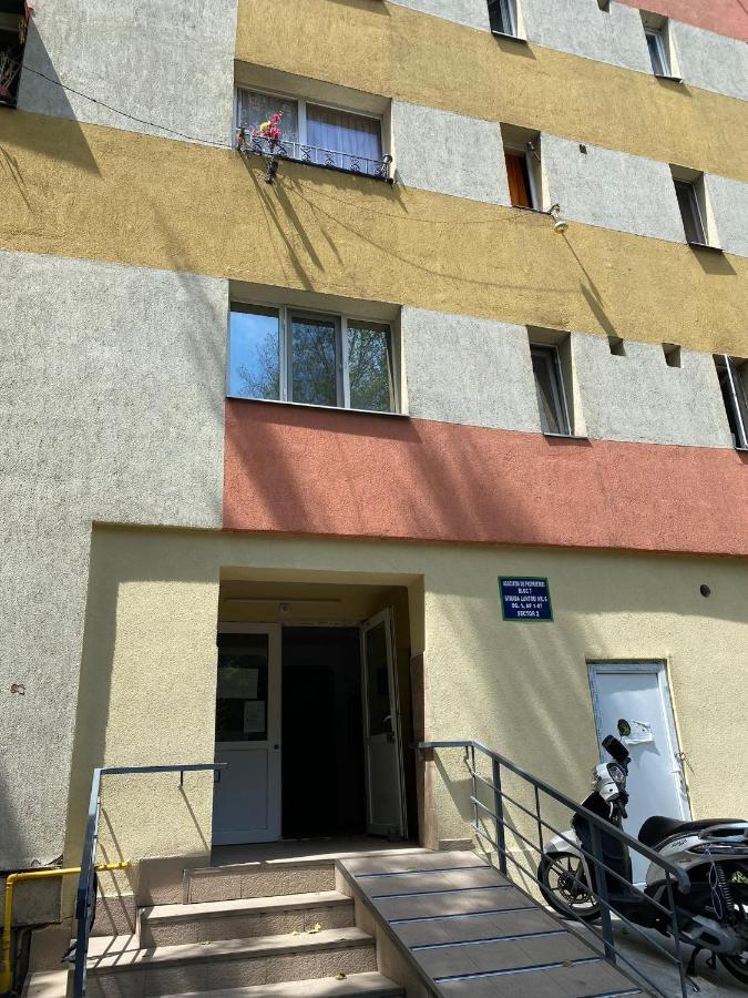 Ianis Apartment